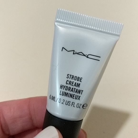 MAC Travel Set - Picture 2 of 6